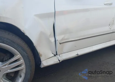 2013 Mercedes-Benz Glk 350 4Matic z USA, uszkodzony, nr VIN WDCGG8JB7DF964150